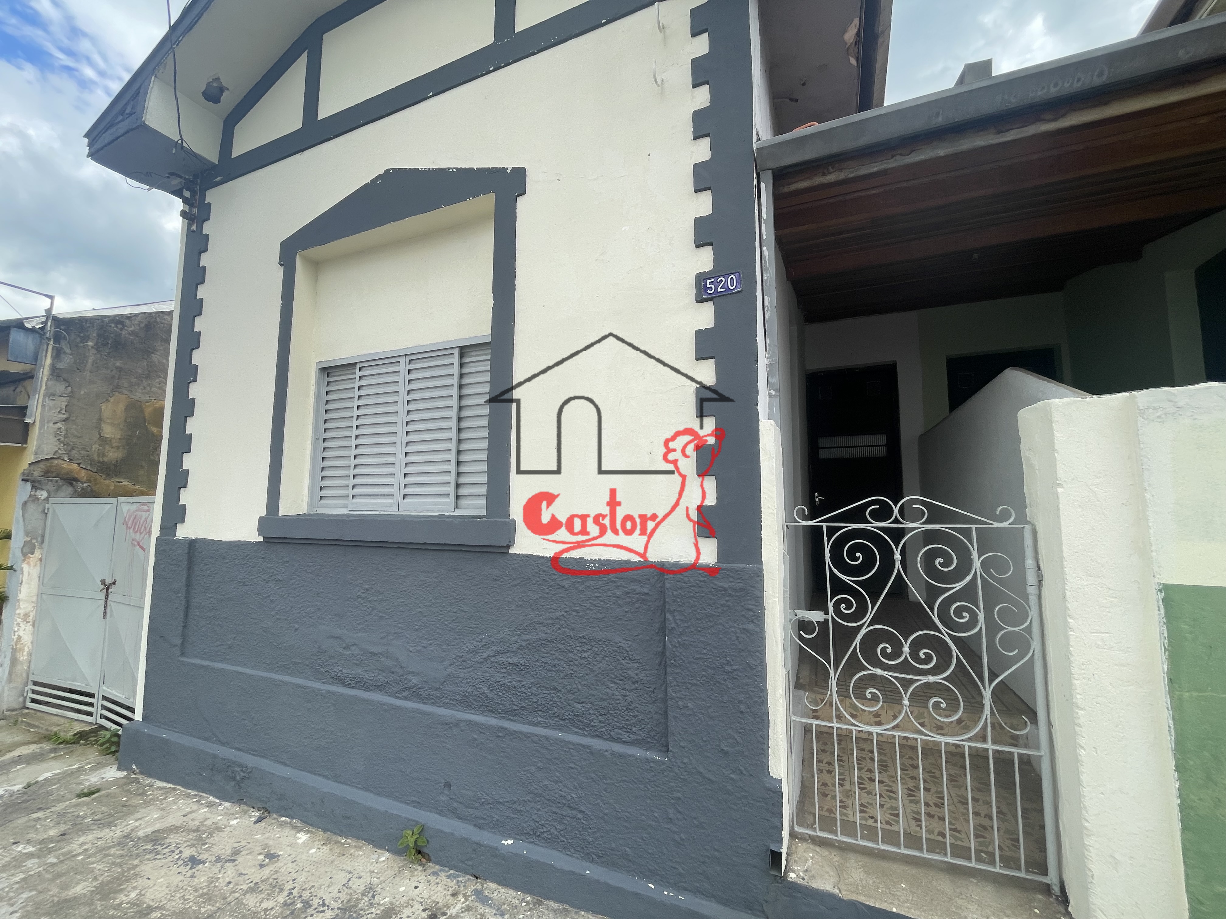 CASA COMERCIAL NO CENTRO