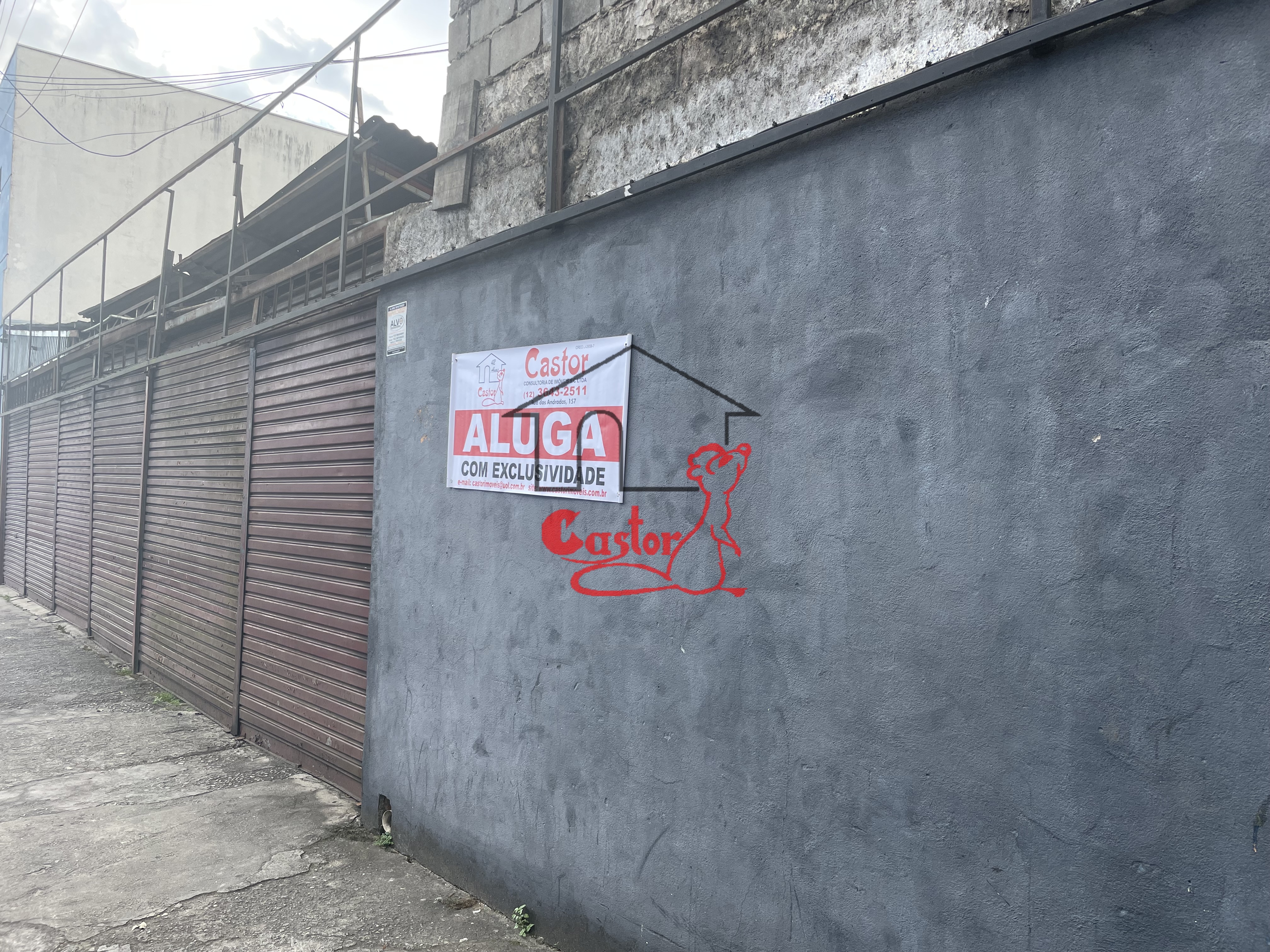 GALPÃO COMERCIAL NO CENTRO